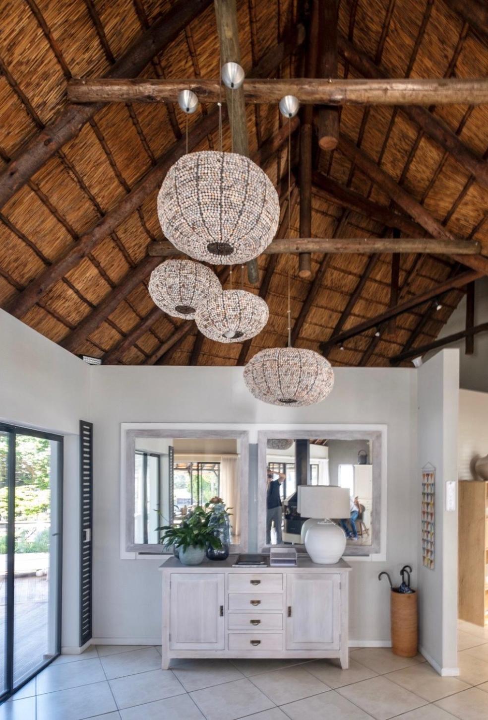 Canal - Waterfront Guest house